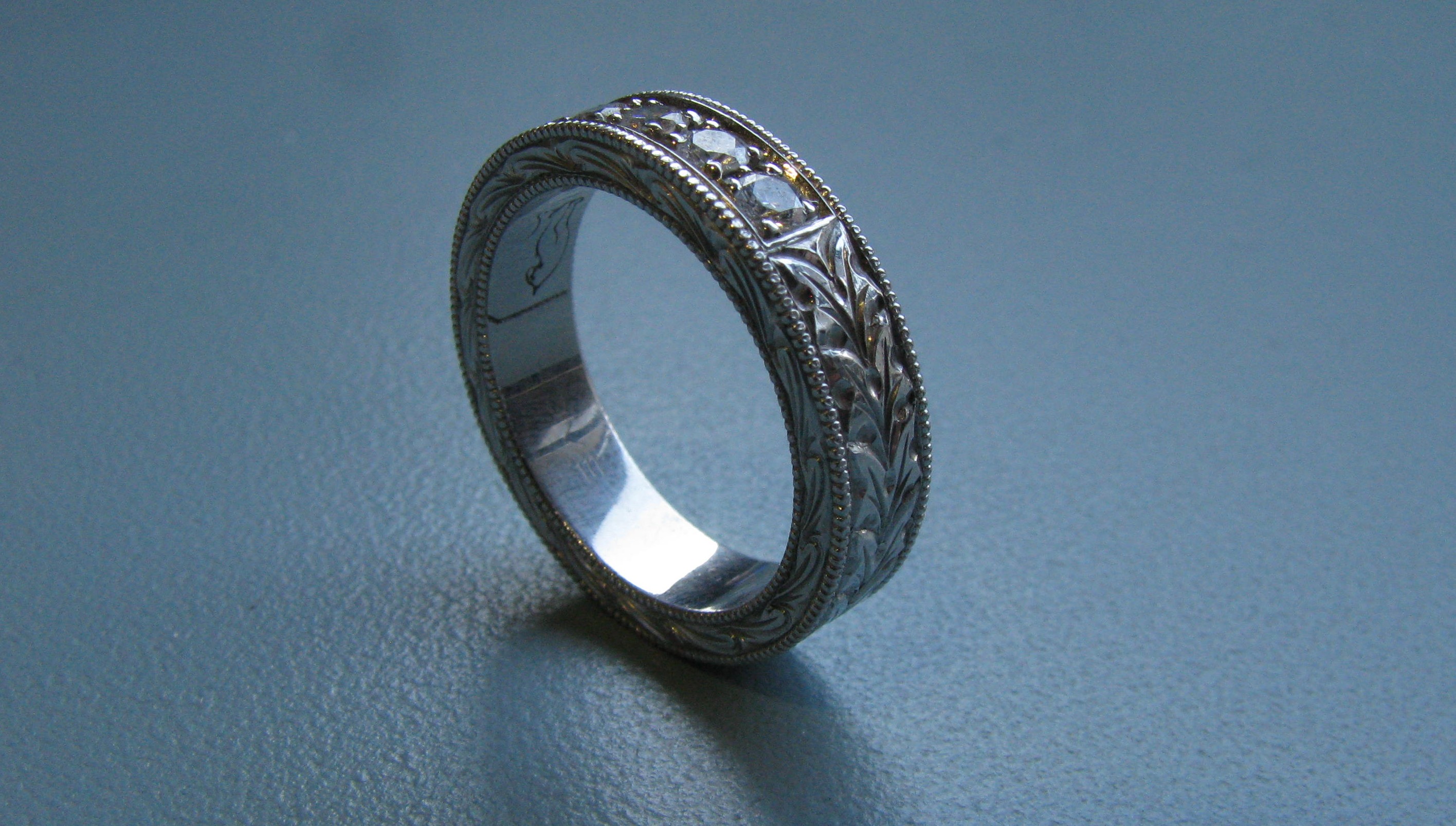 platinum-diamond-ring-engraved1